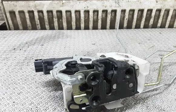 KIA Picanto Rear door lock