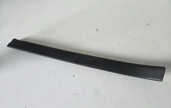 Nissan Leaf II (ZE1) Other interior part 769B53NL0A