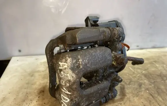 Rear brake caliper