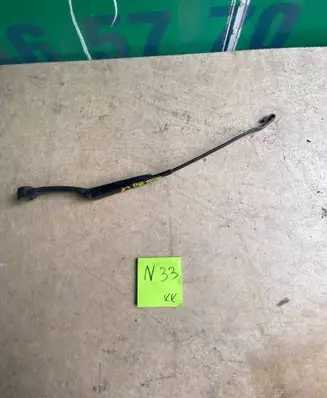 Audi 80 90 S2 B4 Front wiper blade arm