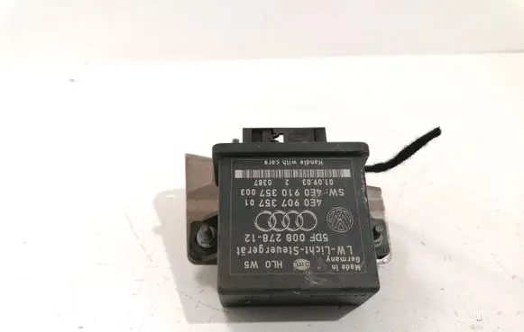 Audi A8 S8 D3 4E Light module LCM 4E0907357