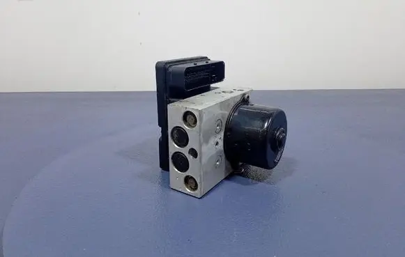 Volvo S60 ABS Pump 8671224