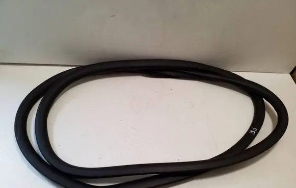 Peugeot Expert Front door rubber seal 