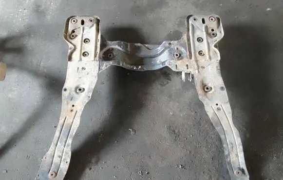 Citroen C8 Front subframe