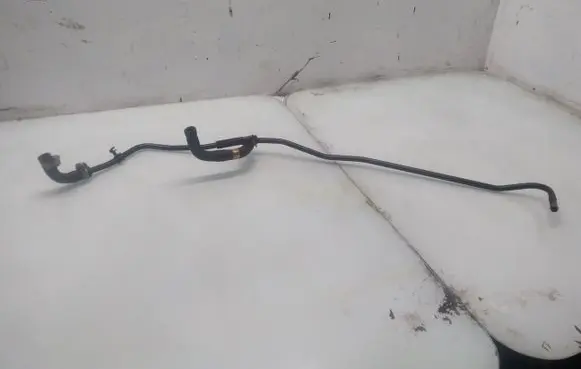 Opel Frontera B Fuel line pipe