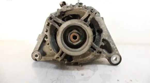 Toyota Auris 150 Generator/alternator MS1012100890
