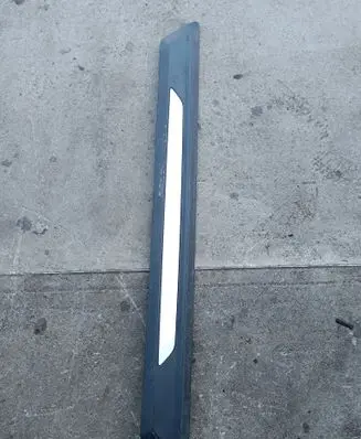 BMW 4 F32 F33 Front sill trim cover 51477345108 7345108