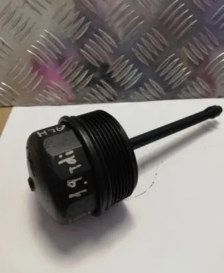 Volkswagen Golf IV Oil filter cover 
