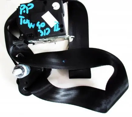 Renault Twingo II Front seatbelt 33040326