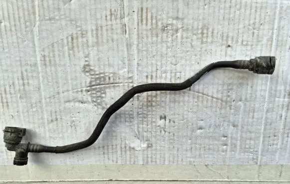 BMW X1 F48 F49 Engine coolant pipe/hose 7645522