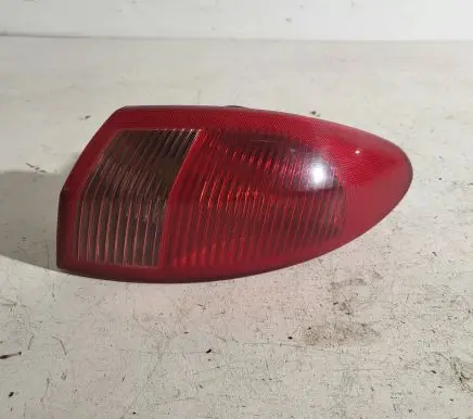 Alfa Romeo 147 Rear/tail lights 03323010 B032