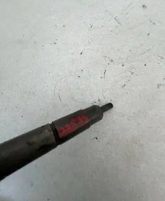 Mercedes-Benz R W251 Fuel injector A6420700587