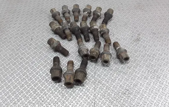 Peugeot 807 Nuts/bolts 