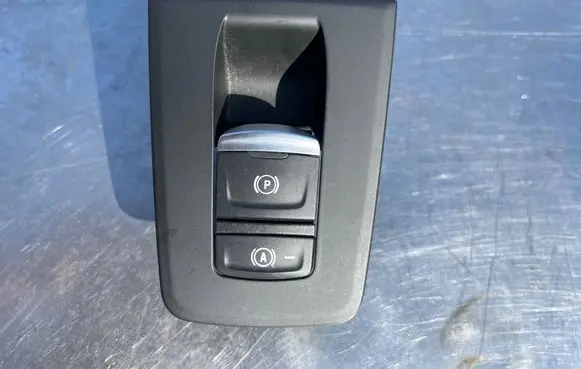 Renault Zoe Hand parking brake switch 251752075R 3270