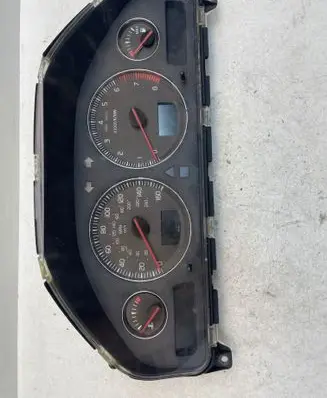Speedometer (instrument cluster)