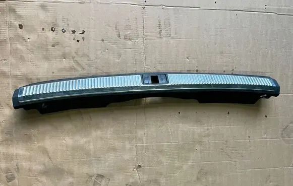 Audi A4 S4 B7 8E 8H Trunk/boot sill cover protection 8E9864483C