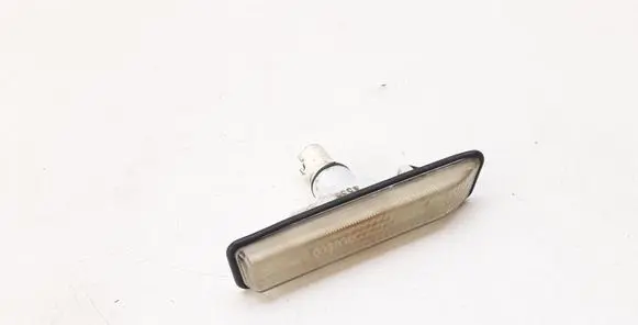 BMW X5 E53 Front fender indicator light 7164492 63137164492