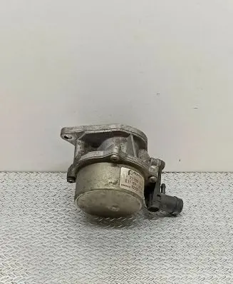 Mitsubishi Space Star Vacuum pump 8200072985 72238908F
