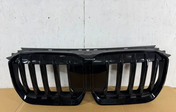 BMW X1 U11 Front bumper upper radiator grill 5A0BB85