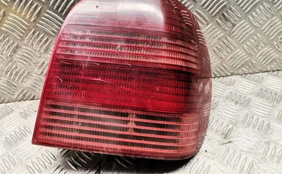 Volkswagen Polo III 6N 6N2 6NF Rear/tail lights 964080