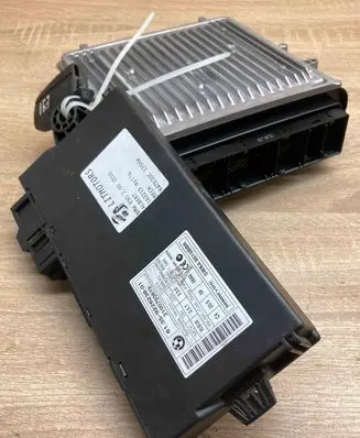 BMW 3 E90 E91 Engine ECU kit and lock set 8507202 9226238