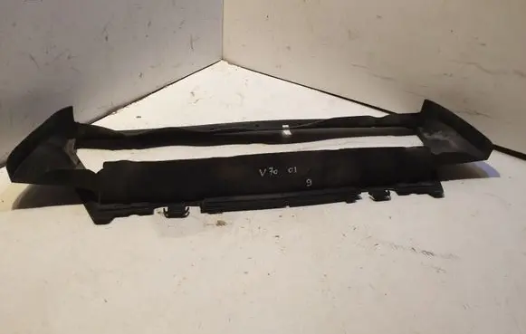 Volvo V70 Intercooler air guide/duct channel 8643543