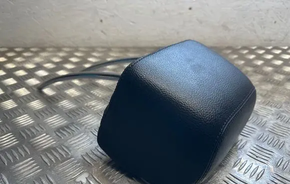 Mercedes-Benz E W212 Rear seat headrest 