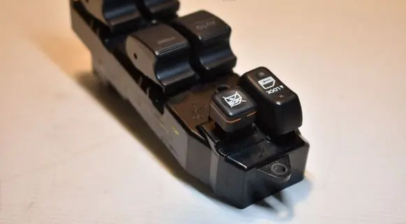 Toyota Hilux (AN10, AN20, AN30) Electric window control switch 848200K100