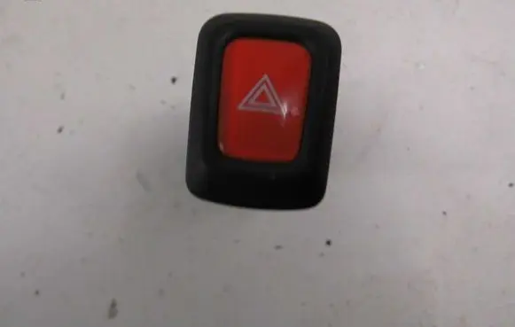 Nissan Almera Tino Hazard light switch 06016