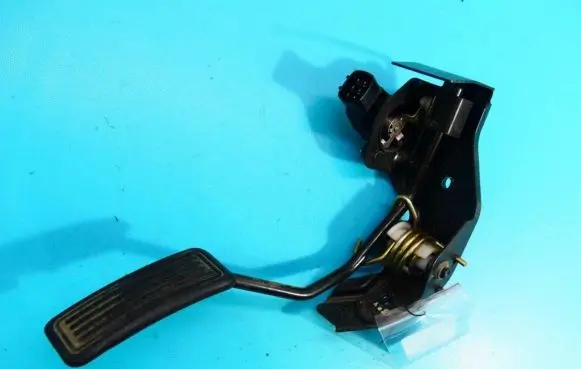 Toyota Corolla E120 E130 Accelerator throttle pedal 89281-47010 IMPRK1314869
