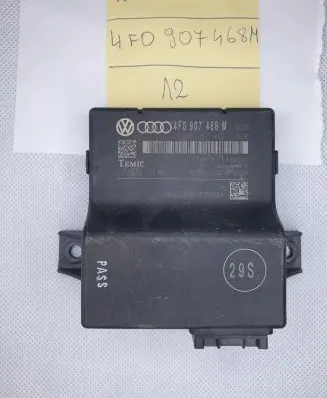 Audi A6 S6 C6 4F Gateway control module 4F0907468M