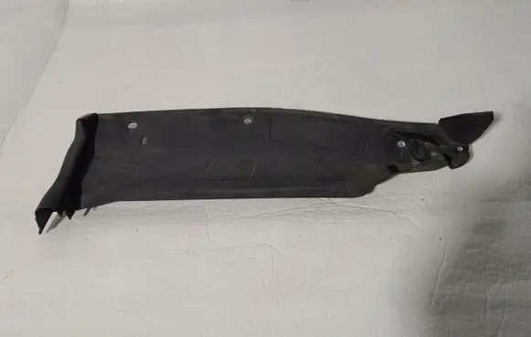 Audi A3 8Y Fender end trim 8Y0821170