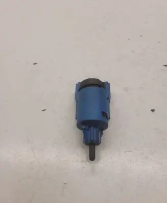 Volkswagen Golf IV Brake pedal sensor switch 1J0927189E
