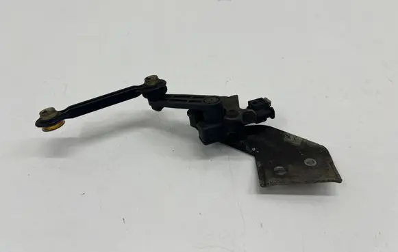 Mercedes-Benz CLA C118 X118 Headlight level adjustment motor A2473204604