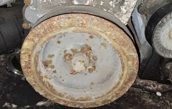 Opel Insignia A Crankshaft pulley