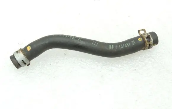 Mazda 6 Fuel injector supply line/pipe SH0513421