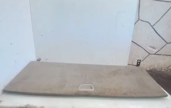 Trunk/boot floor carpet liner