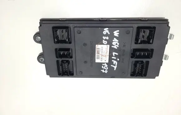 Mercedes-Benz ML W164 Fuse box set A1645406501 A1645453916