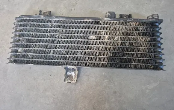 Mitsubishi L200 Engine oil radiator 