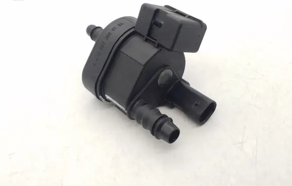 Volkswagen Jetta VI Vacuum valve 06H906517T
