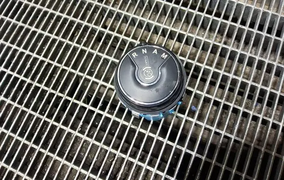 Citroen Berlingo Gear shift switch/knob 9672503580 61739G09 10006133606