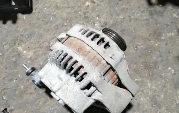Opel Agila B Generator/alternator