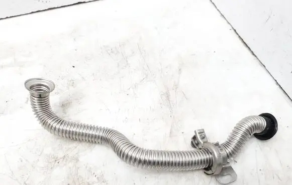 Mercedes-Benz C W205 Engine coolant pipe/hose A2053400400