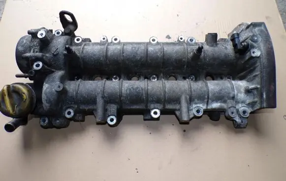 Opel Vectra C Rocker cam cover 