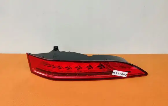Jaguar F-Pace Rear/tail lights HK8313404