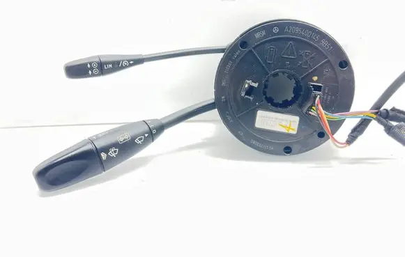 Mercedes-Benz CLK A209 C209 Wiper turn signal indicator stalk/switch A2095400145
