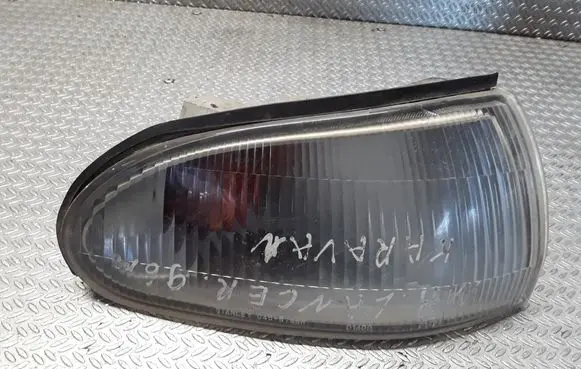 Mitsubishi Lancer Front indicator light 0455785R
