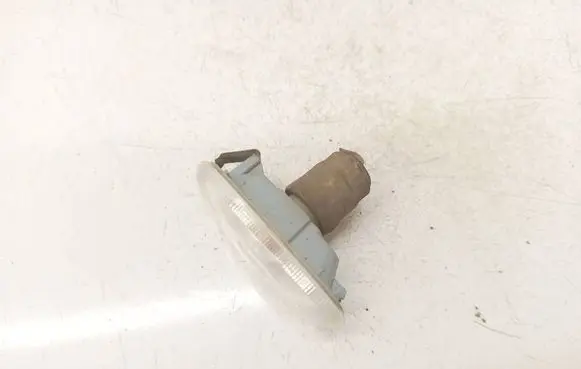Audi A6 S6 C6 4F Front fender indicator light 8E0949127