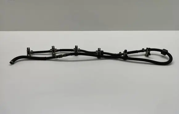 BMW 5 E60 E61 Fuel return line/hose 7799869 779986901 13537799869