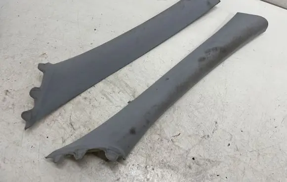 Mercedes-Benz E W211 (A) pillar trim A2116900425 A2116900325